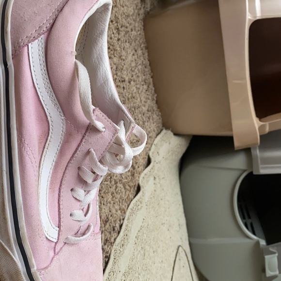 Vans - Picture 2 of 3